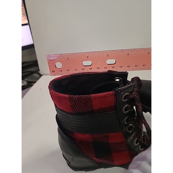 Sorel Lexie Boots Women's 8 Black Red Leather Buffalo Plaid Hidden Wedge Booties - Picture 5 of 12